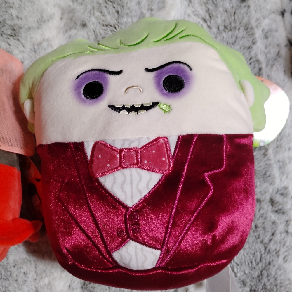 Squishmallows Beetlejuice Groom And Lydia Bride Set - Picture 8 of 11